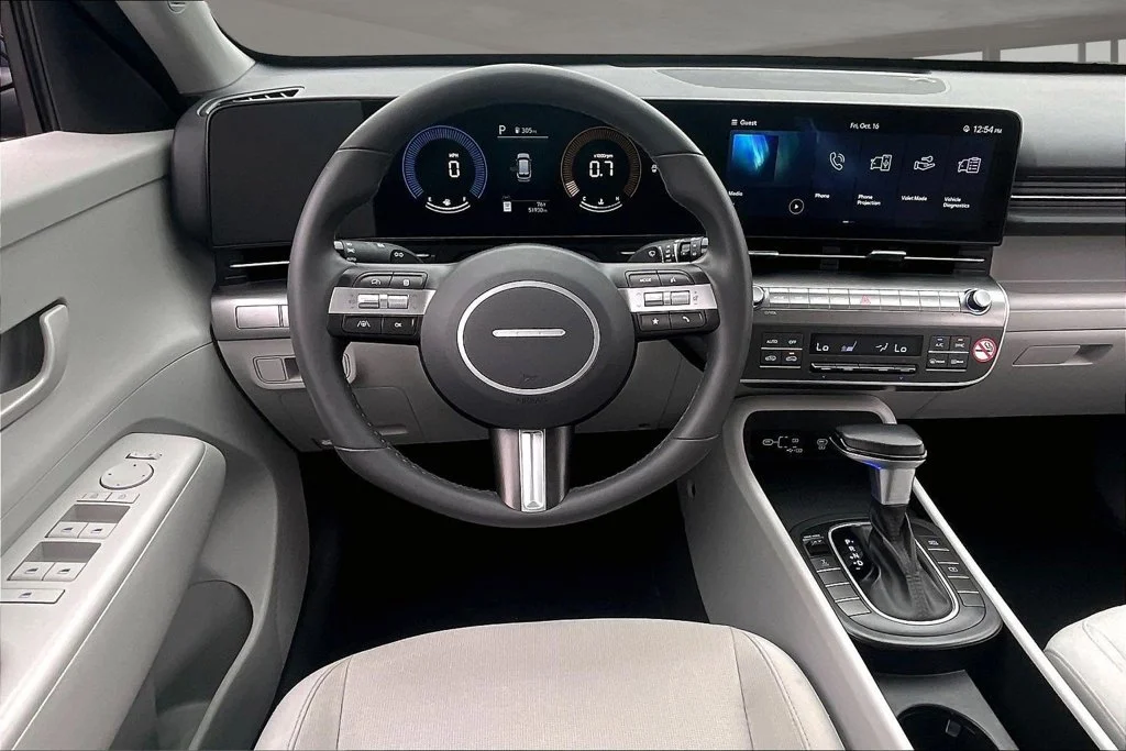 Used 2024 Blue Hyundai SEL image 8