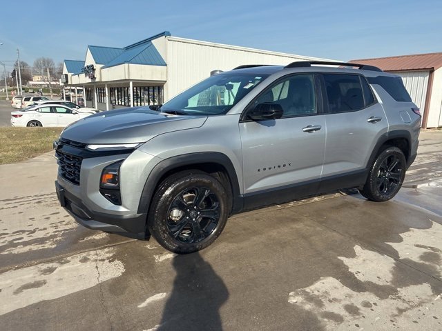 Used 2025 Chevrolet Equinox LT with VIN 3GNAXPEG0SL108775 for sale in Kansas City