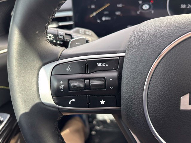 Used 2026 Wolf Gray Kia GT image 19