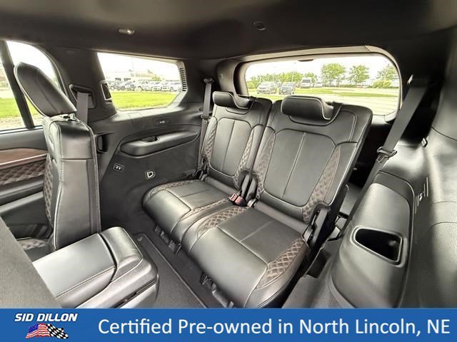 Used 2023 Diamond Black Crystal Pearlcoat Jeep Summit image 23