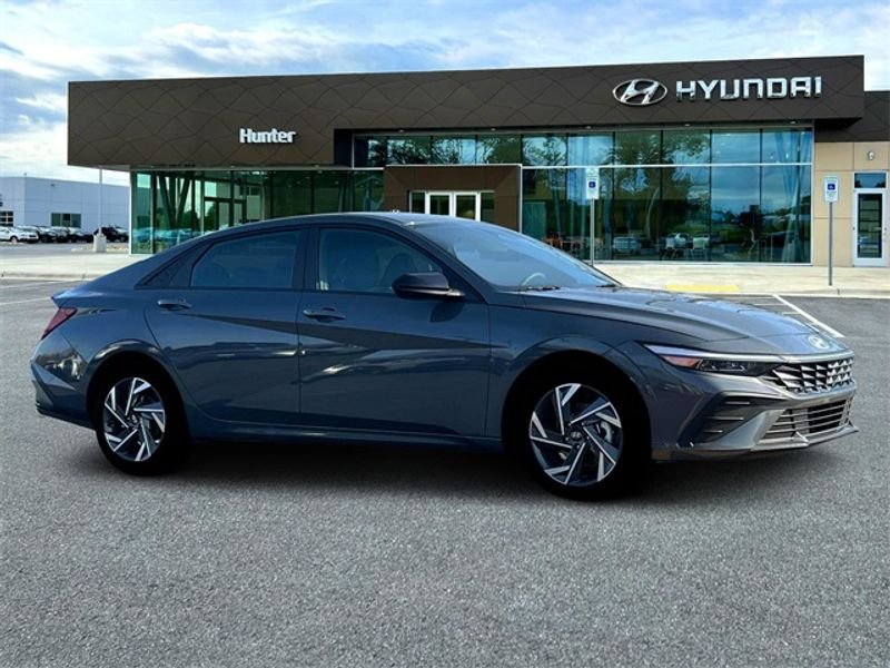 Certified Used 2025 Ecotronic Gray Hyundai SEL Sport image 10