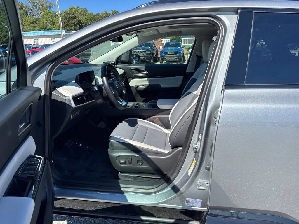 Used 2024 Gray Honda Elite image 10
