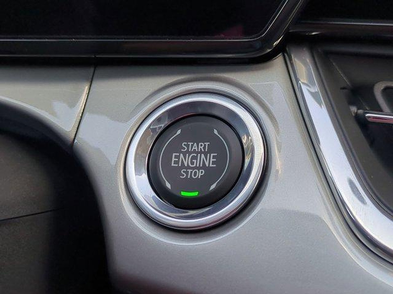 2026 Chevrolet Trax LT - Photo 16