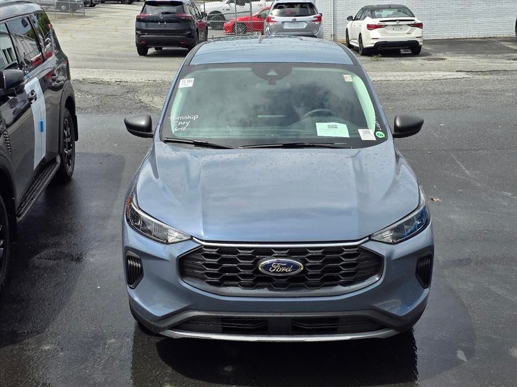 Used 2025 Blue Ford Active image 8