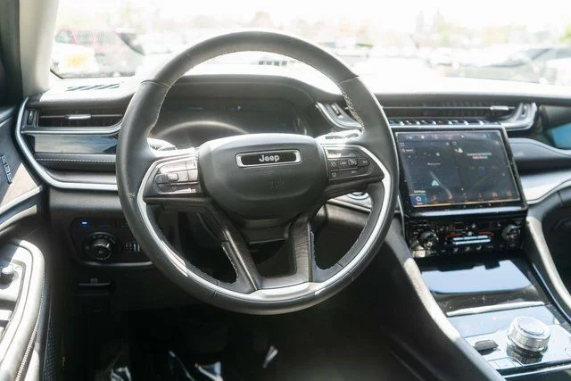 Used 2023 White Jeep 4xe image 15