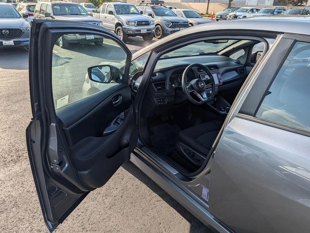 Used 2024 Gray Nissan SV Plus image 31