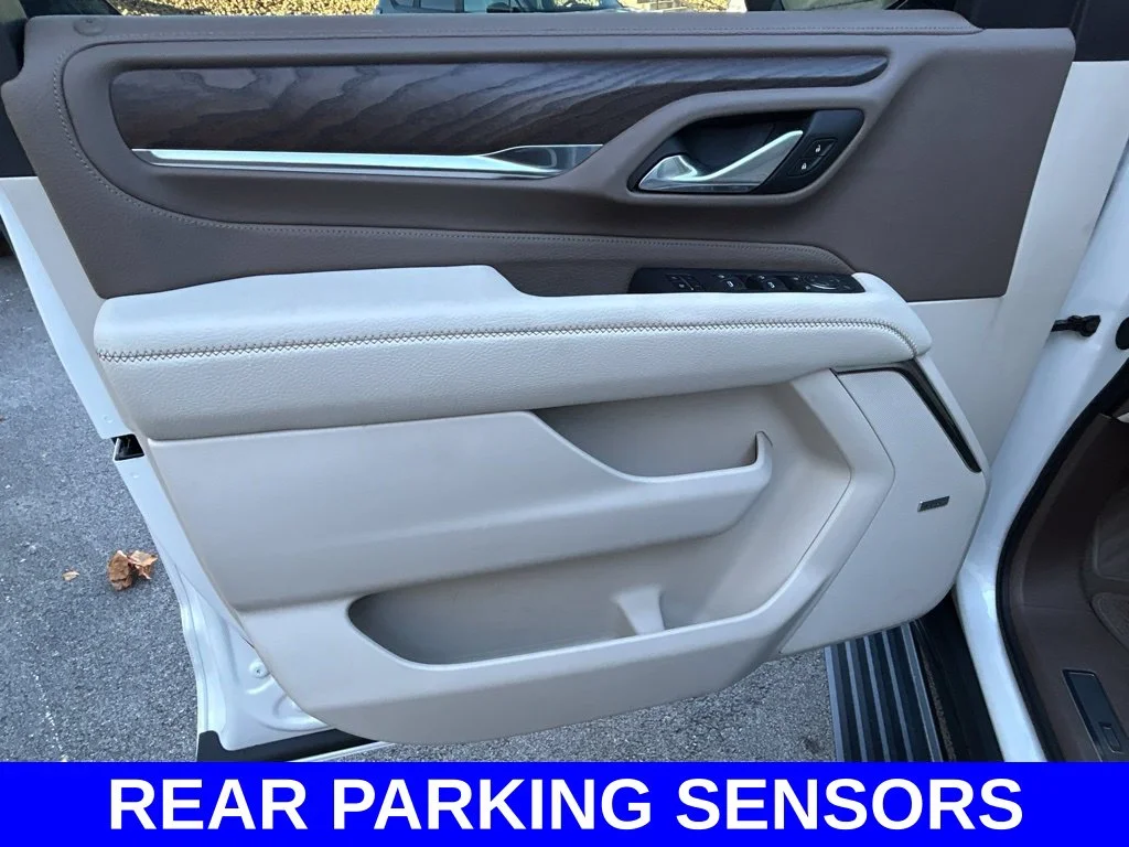 Used 2024 White GMC Denali image 13