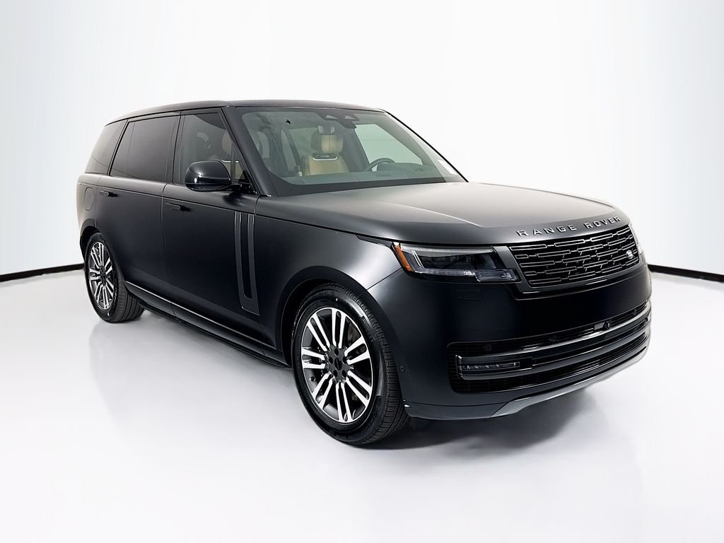 New 2026 Obsidian Black Satin Land Rover SE image 3