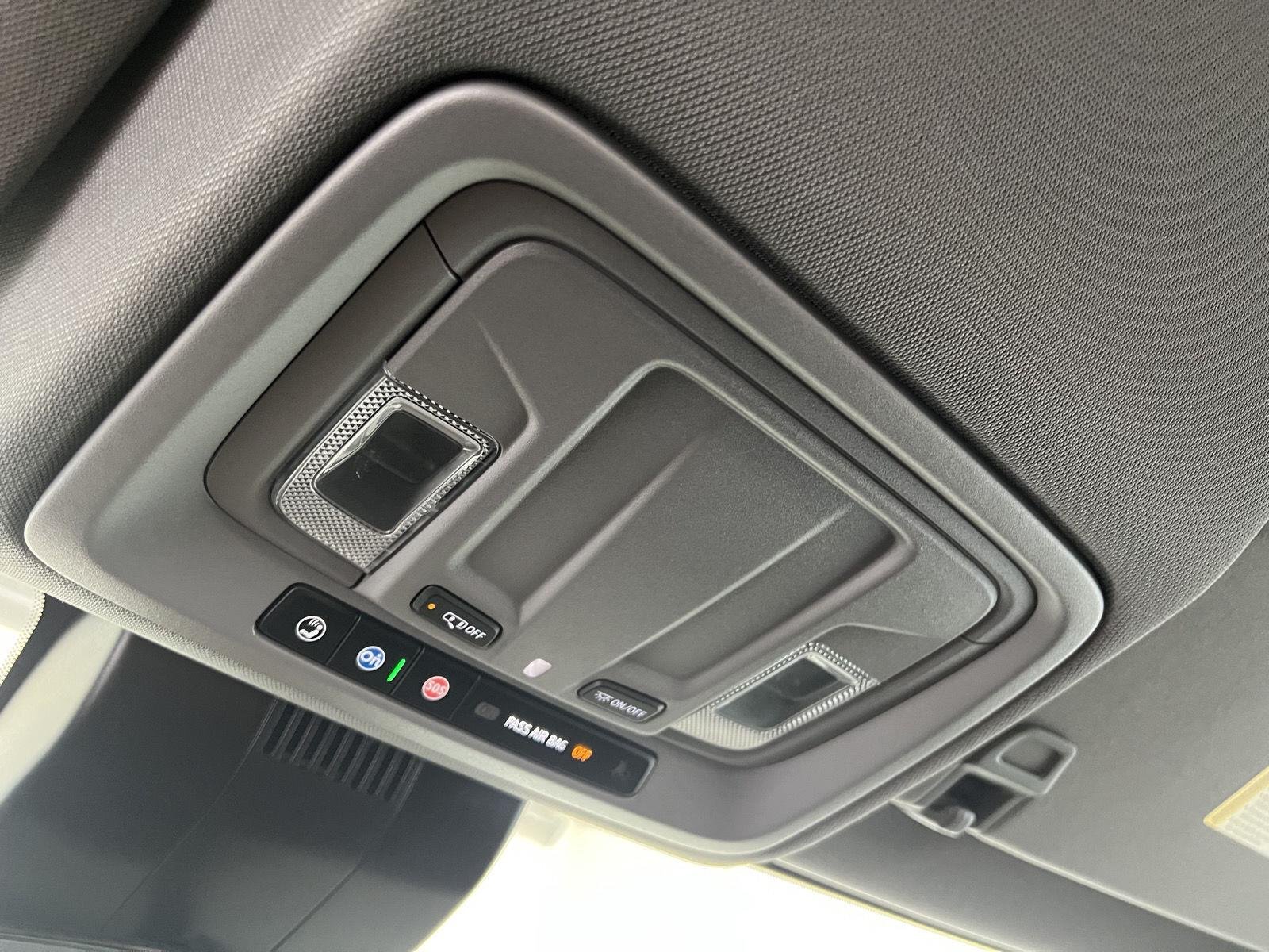 Used 2024 Summit White Chevrolet Custom image 25