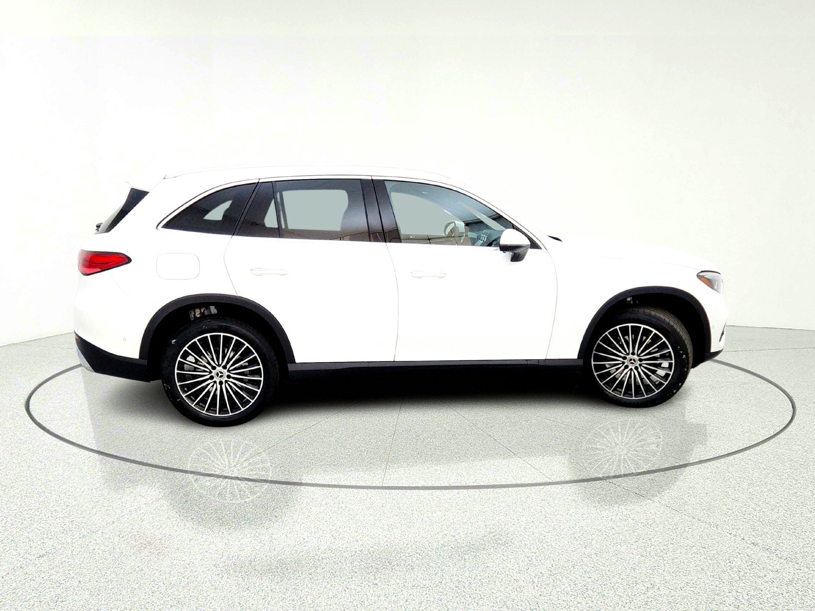 New 2026 Polar White Mercedes-Benz GLC 300 SUV image 7