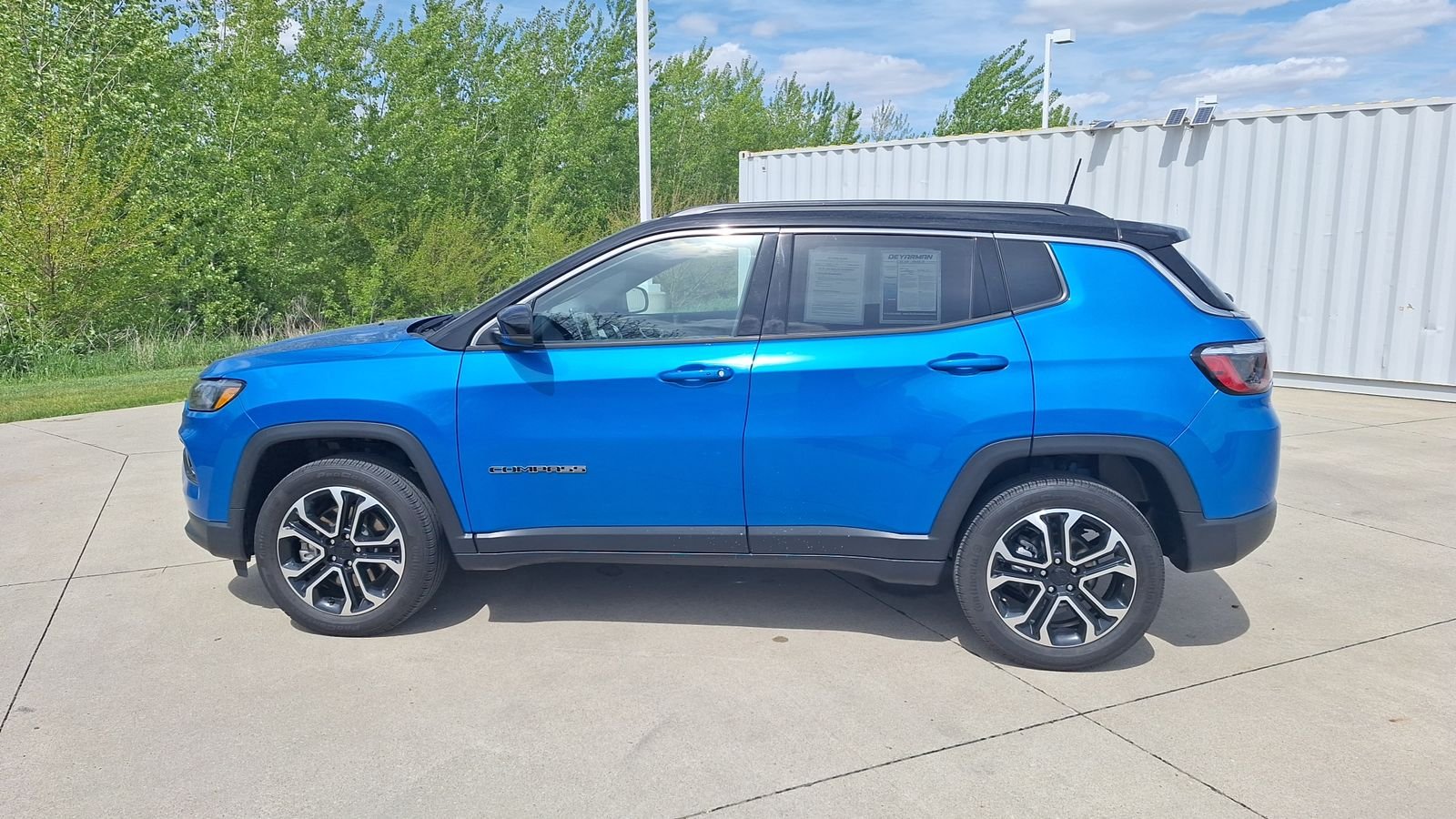 Used 2024 Blue Jeep Limited image 7