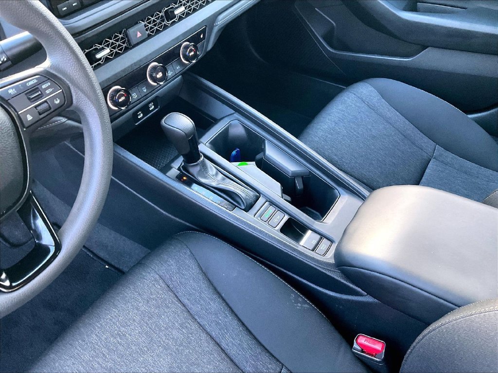 Used 2024 Platinum White Honda EX image 20