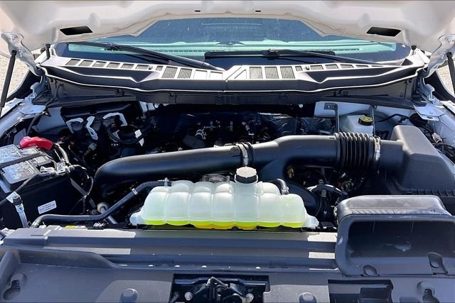 New 2026 Oxford White Ford XL image 10