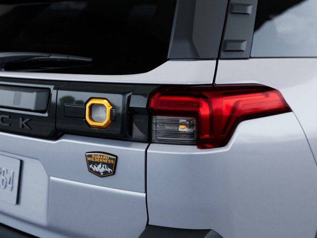 New 2026 ICE SILVER METALLIC Subaru Wilderness image 12