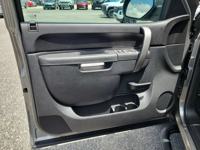 Used 2013 GRAYSTONE METALLIC Chevrolet LT image 23
