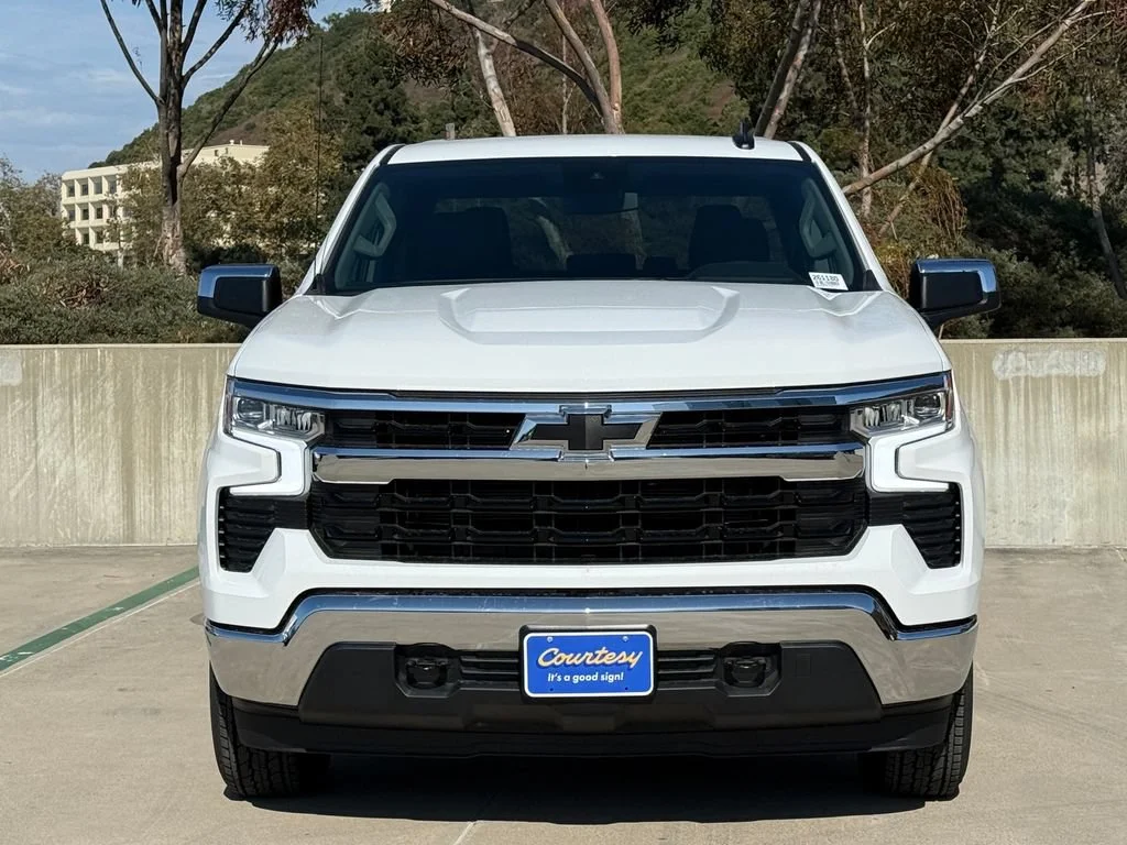 New 2026 Summit White Chevrolet LT image 3