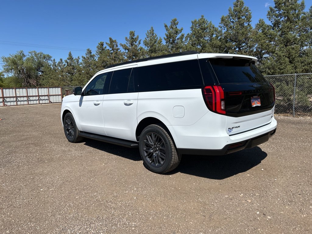 New 2026 Oxford White Ford Platinum image 4