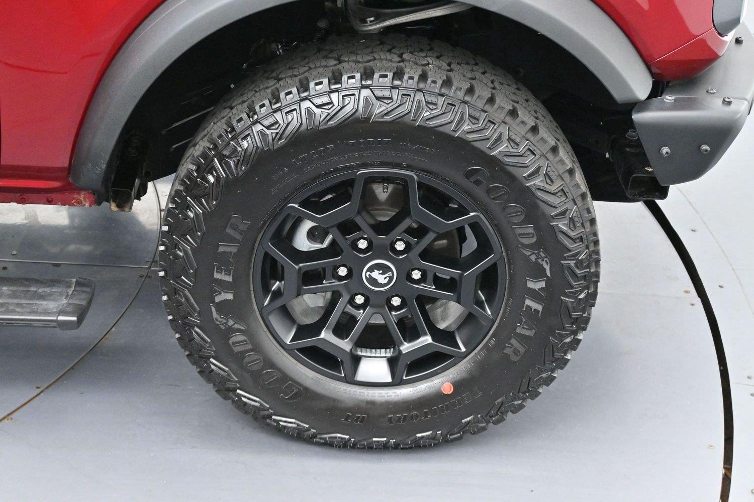 Used 2026 Ruby Red Metallic Tinted Clearcoat Ford Badlands image 35