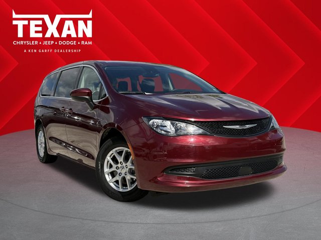 2023 Chrysler Voyager LX