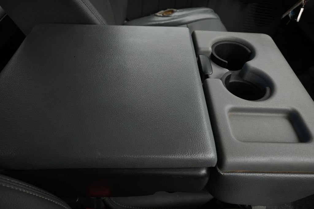 Used 2016 Gray Ford XL image 27