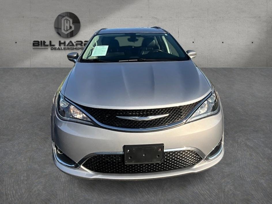 Used 2018 Chrysler Pacifica Touring L with VIN 2C4RC1BGXJR139428 for sale in Ashland, OH