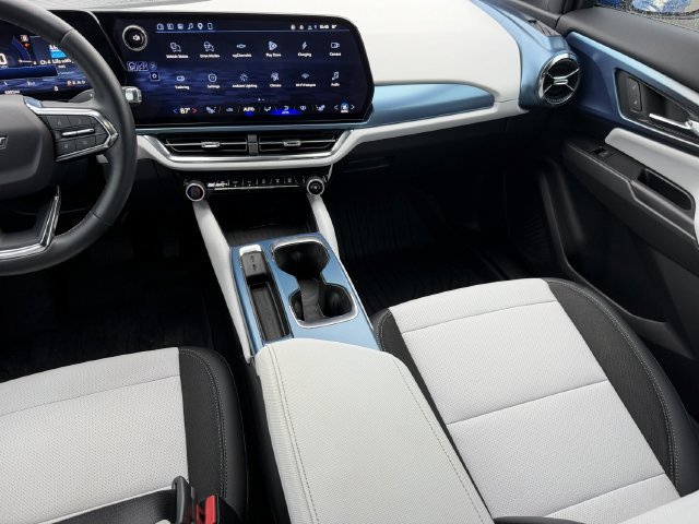 2026 Chevrolet Equinox EV 2LT - Photo 17