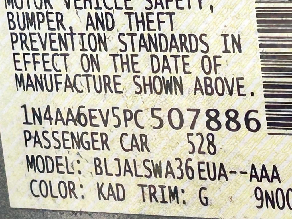 Used 2023 Gray Nissan SR image 55