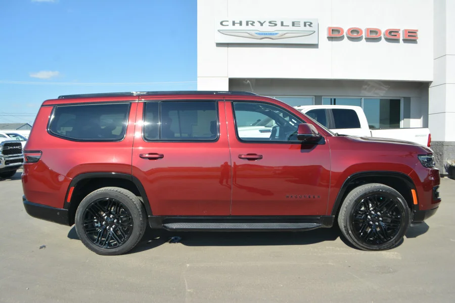 New 2022 Velvet Red Pearl Jeep Series III   -3M Protection, Floor Mats image 8