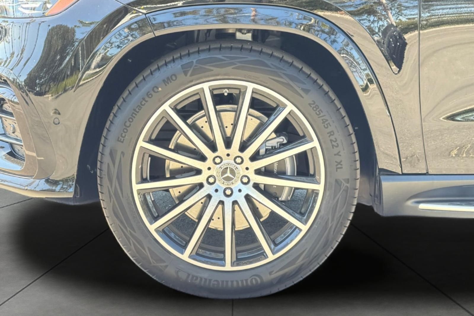 New 2026 Obsidian Black Metallic Mercedes-Benz GLS 450 image 3