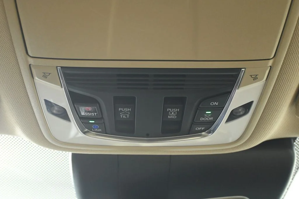 Used 2022 Black Acura Advance Package image 20