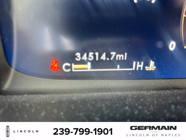 Used 2021 White Lincoln Grand Touring image 22