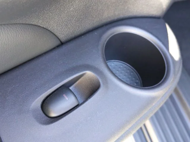 Used 2019 Gray Nissan SV image 28