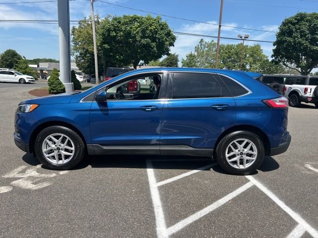Used 2024 Blue Ford SEL image 4