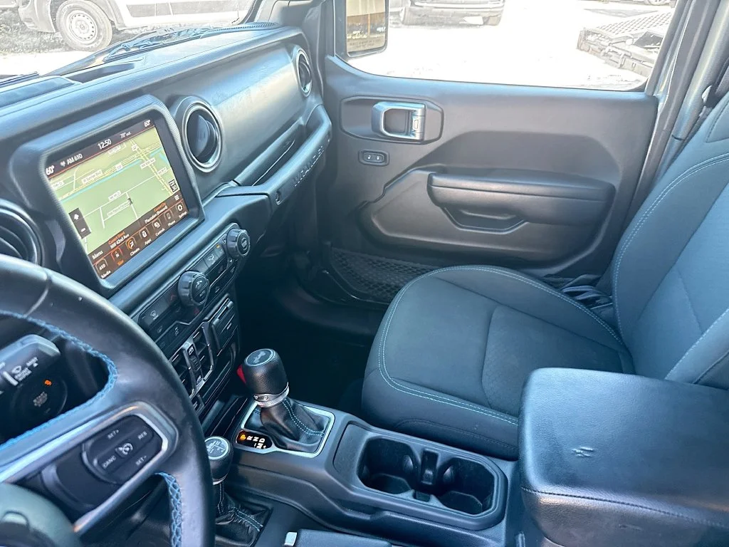 Used 2022 Gray Jeep Unlimited Rubicon 4xe image 26