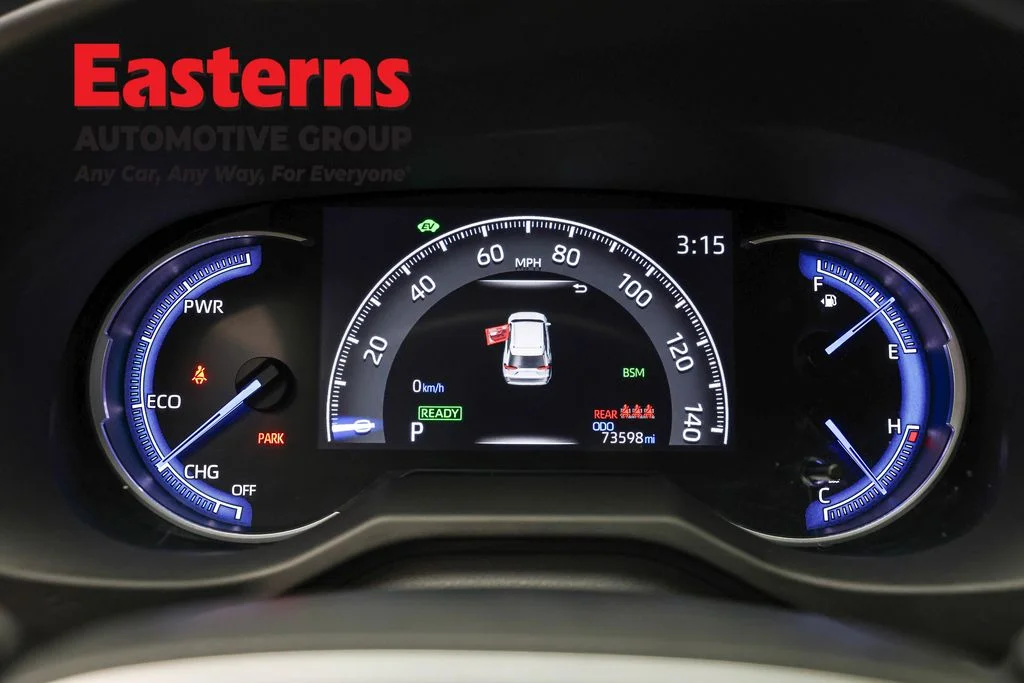 Used 2024 White Toyota XLE image 19