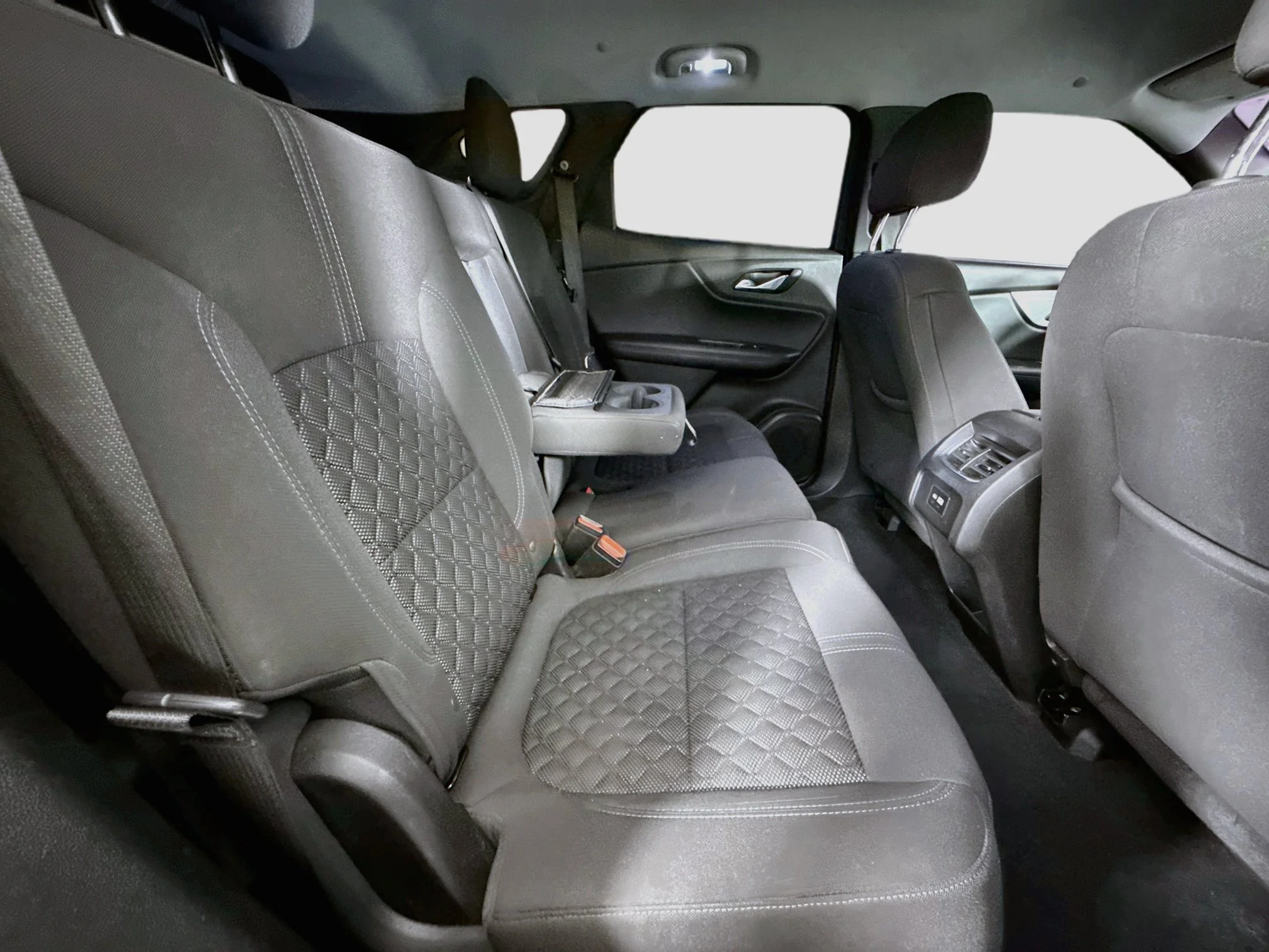 Used 2020 SUMMIT WHITE Chevrolet LT image 29