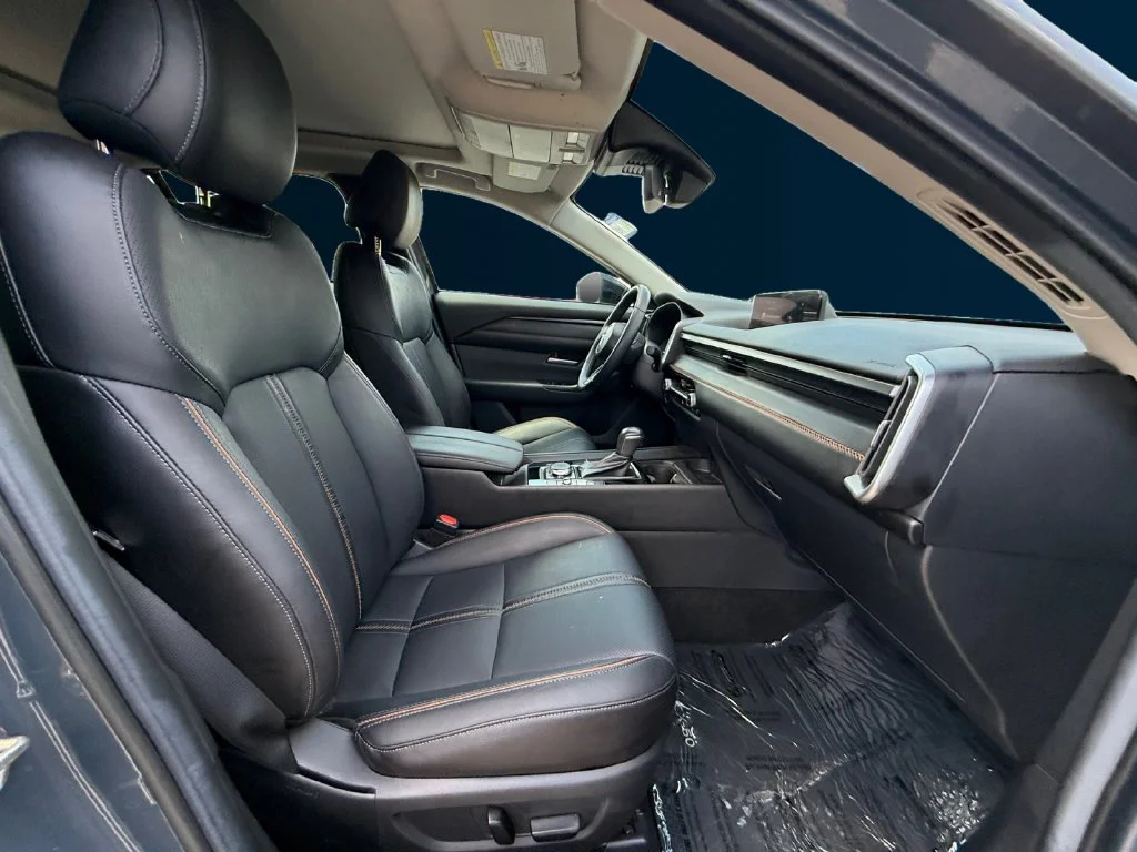 Used 2025 Gray Mazda Premium image 17