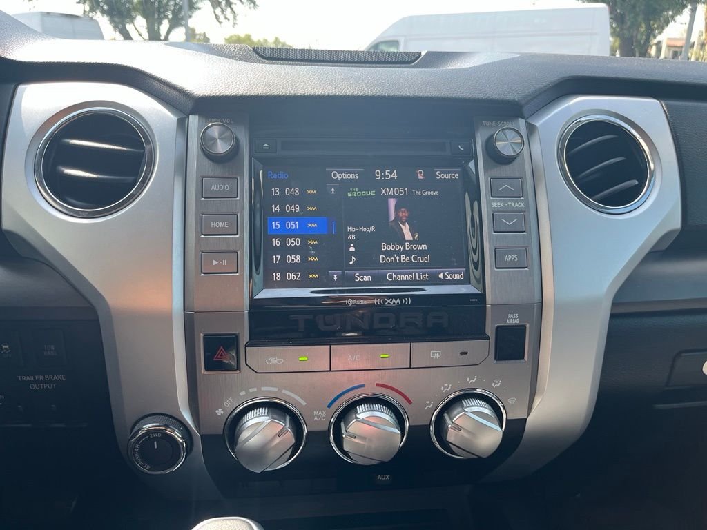 Used 2019 Black Toyota SR5 image 11