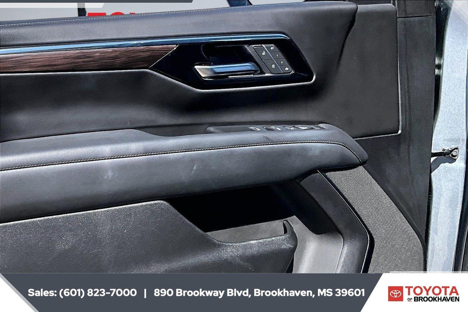 Used 2025 Sterling Gray Metallic Chevrolet Z71 image 19
