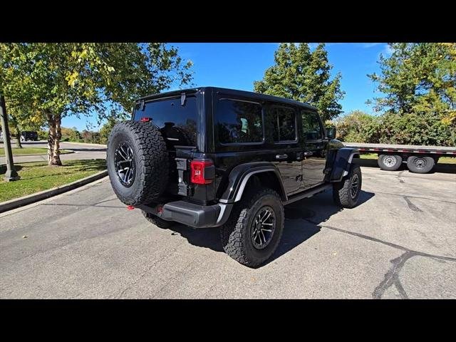 New 2027 Black Clear-Coat Paint Jeep Rubicon image 8