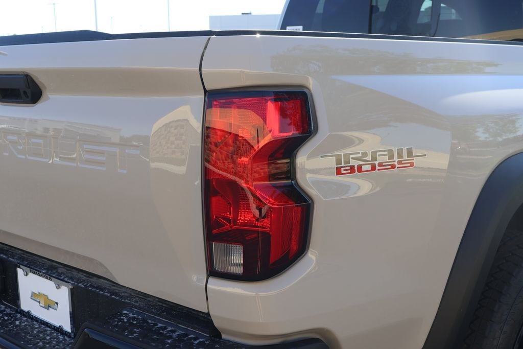 2026 Chevrolet Colorado Trail Boss - Photo 7