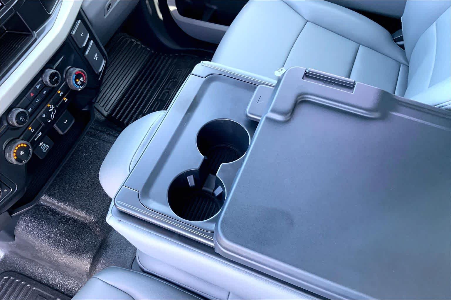 New 2026 Oxford White Ford XL image 5
