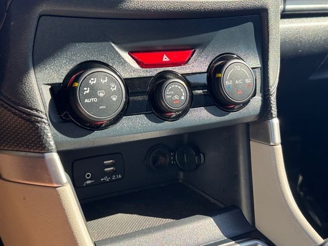 Used 2019 White Subaru Base image 15