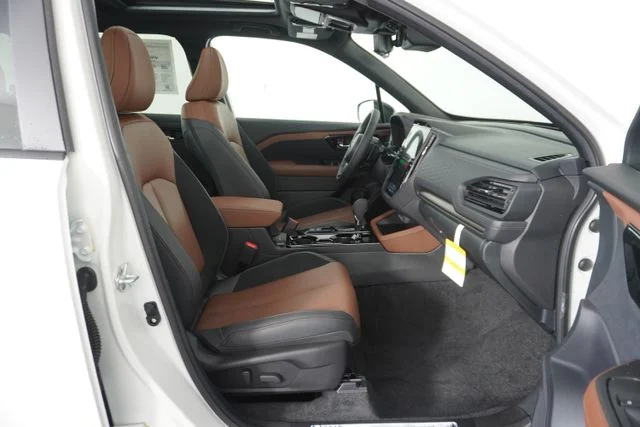 New 2026 CRYSTAL WHITE PEARL Subaru Touring image 29