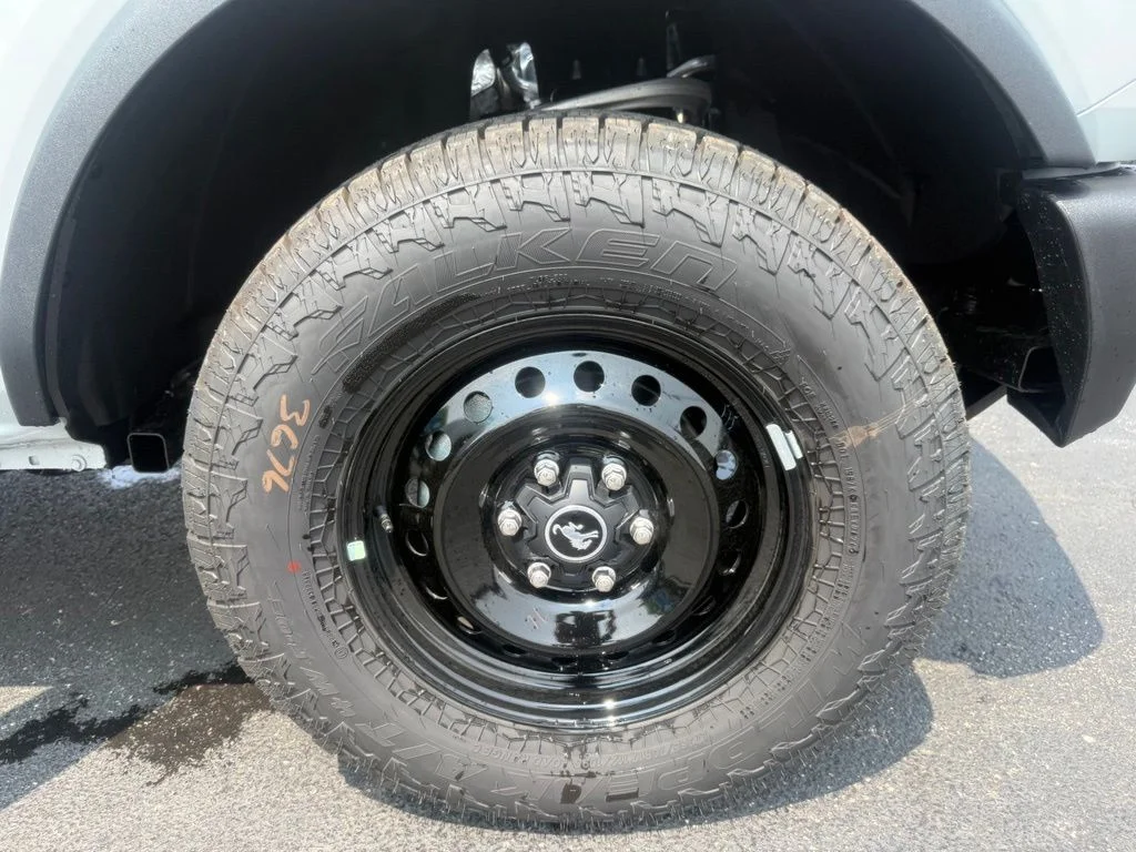 New 2026 Avalanche Gray Ford Big Bend® image 54