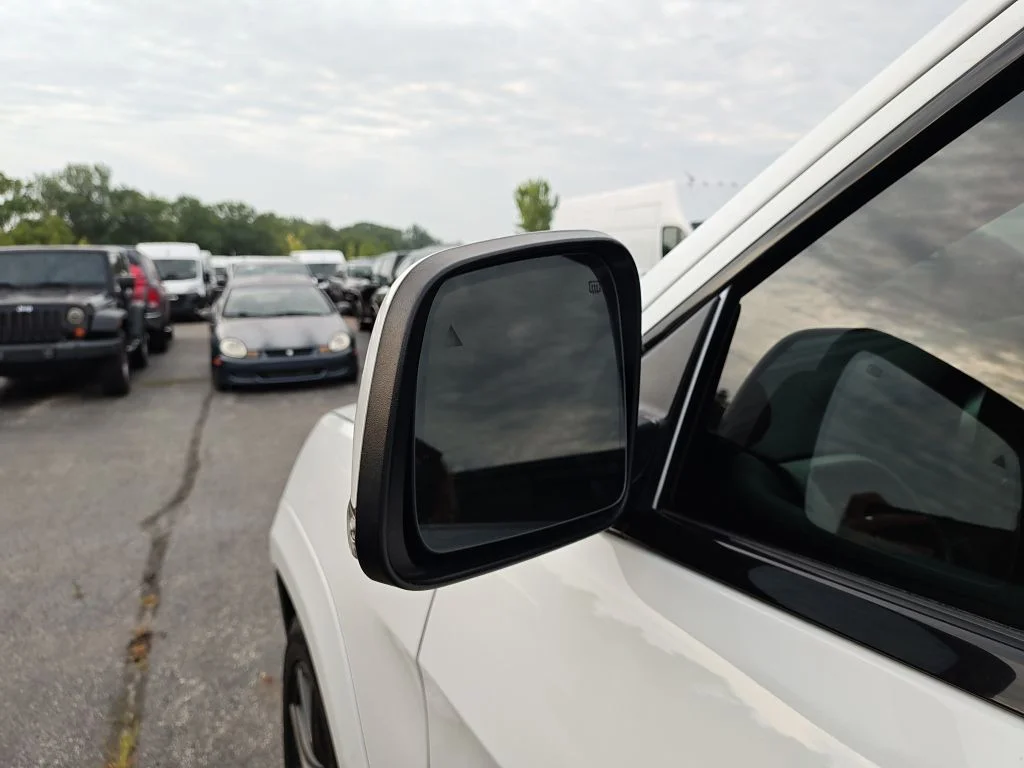 Used 2018 White Jeep Trackhawk image 8