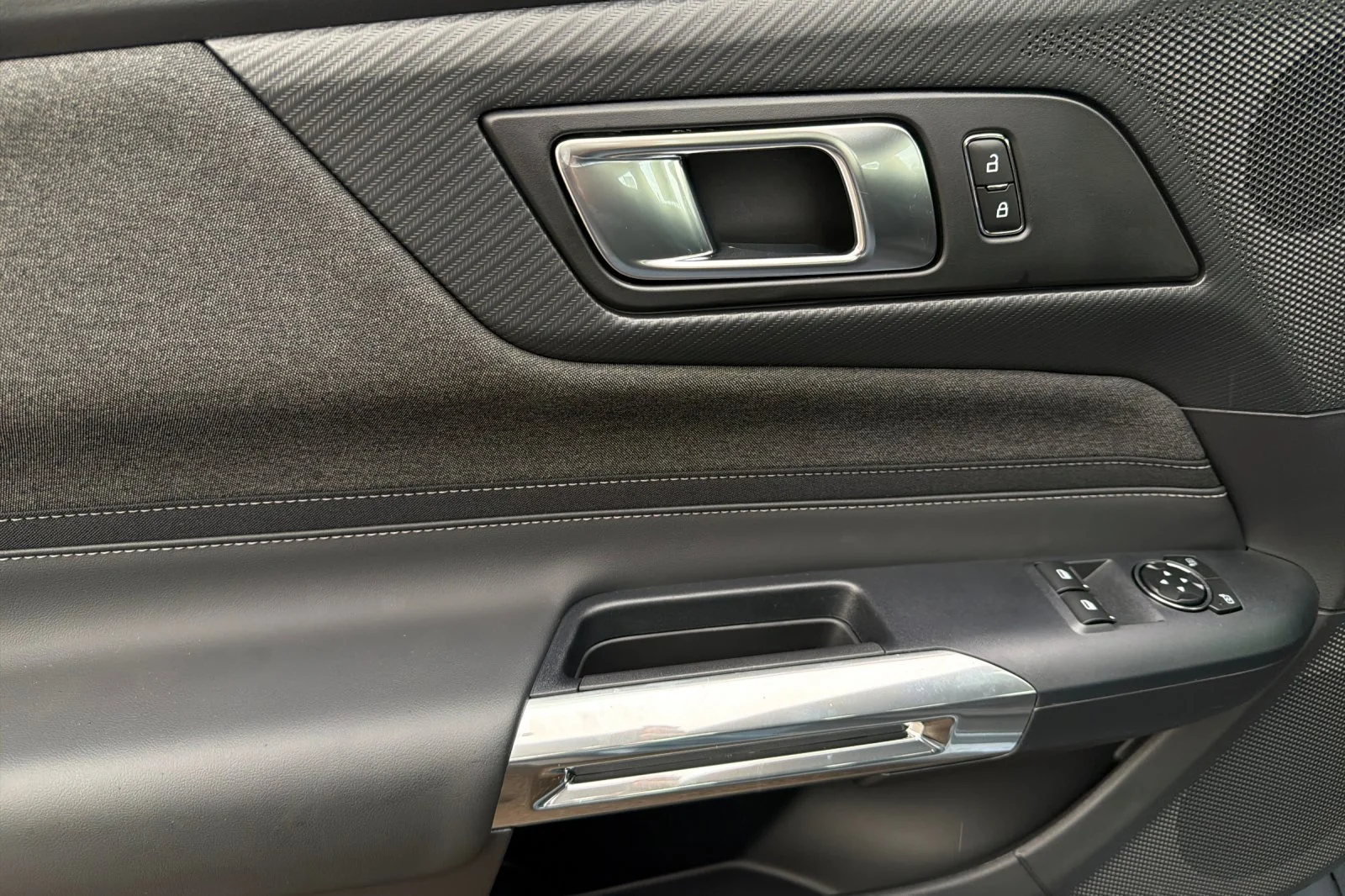 New 2026 Vapor Blue Metallic Ford EcoBoost® Fastback image 7