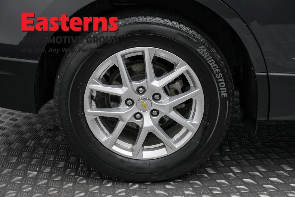 Used 2022 Gray Chevrolet LT image 29