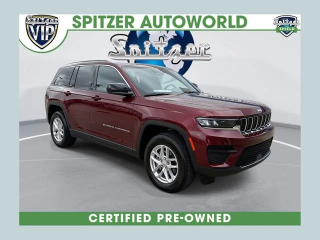 Used 2024 Red Jeep Laredo X image 1