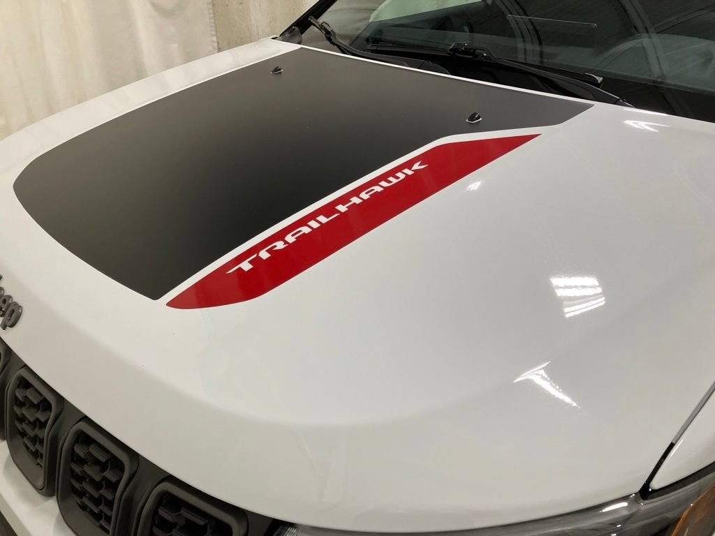 Used 2024 Bright White Clearcoat Jeep Trailhawk image 24